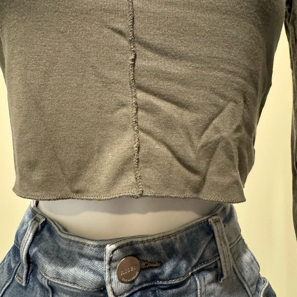 ZARA Olive Gray Long Sleeve Cropped Top Size Medium